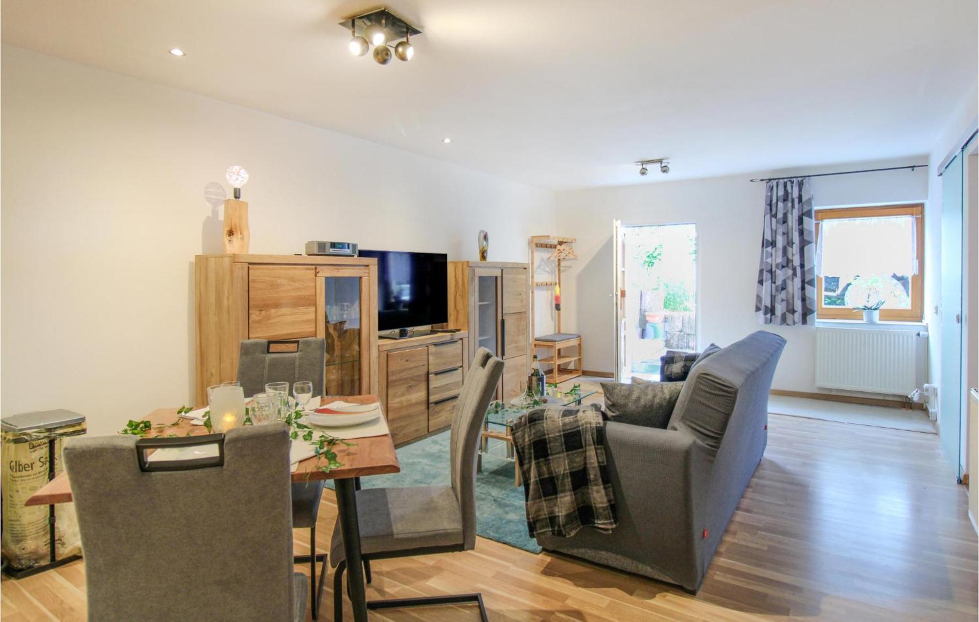 Stunning Apartment In Deggingen With Wifi Bagian luar foto