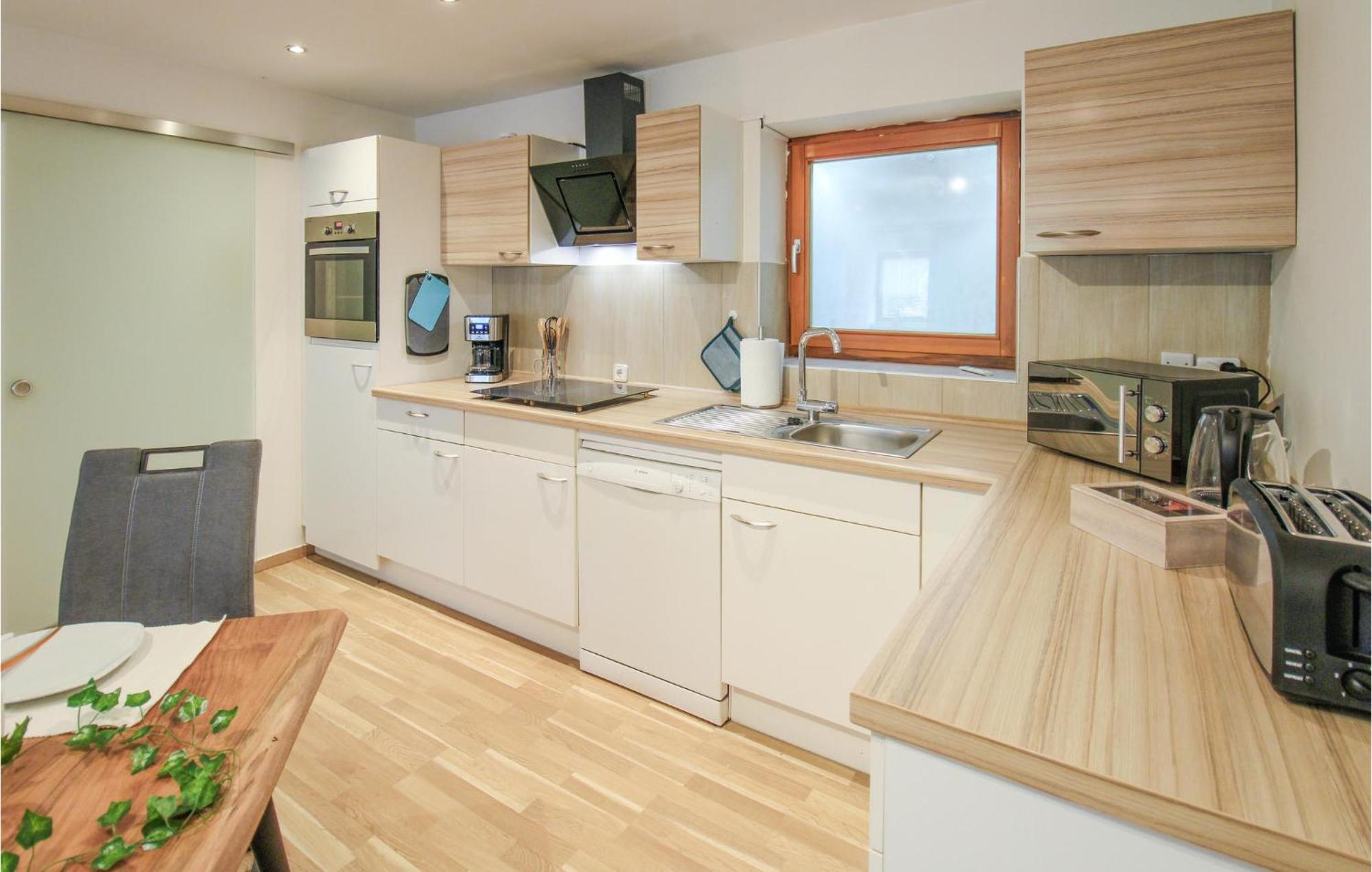 Stunning Apartment In Deggingen With Wifi Bagian luar foto