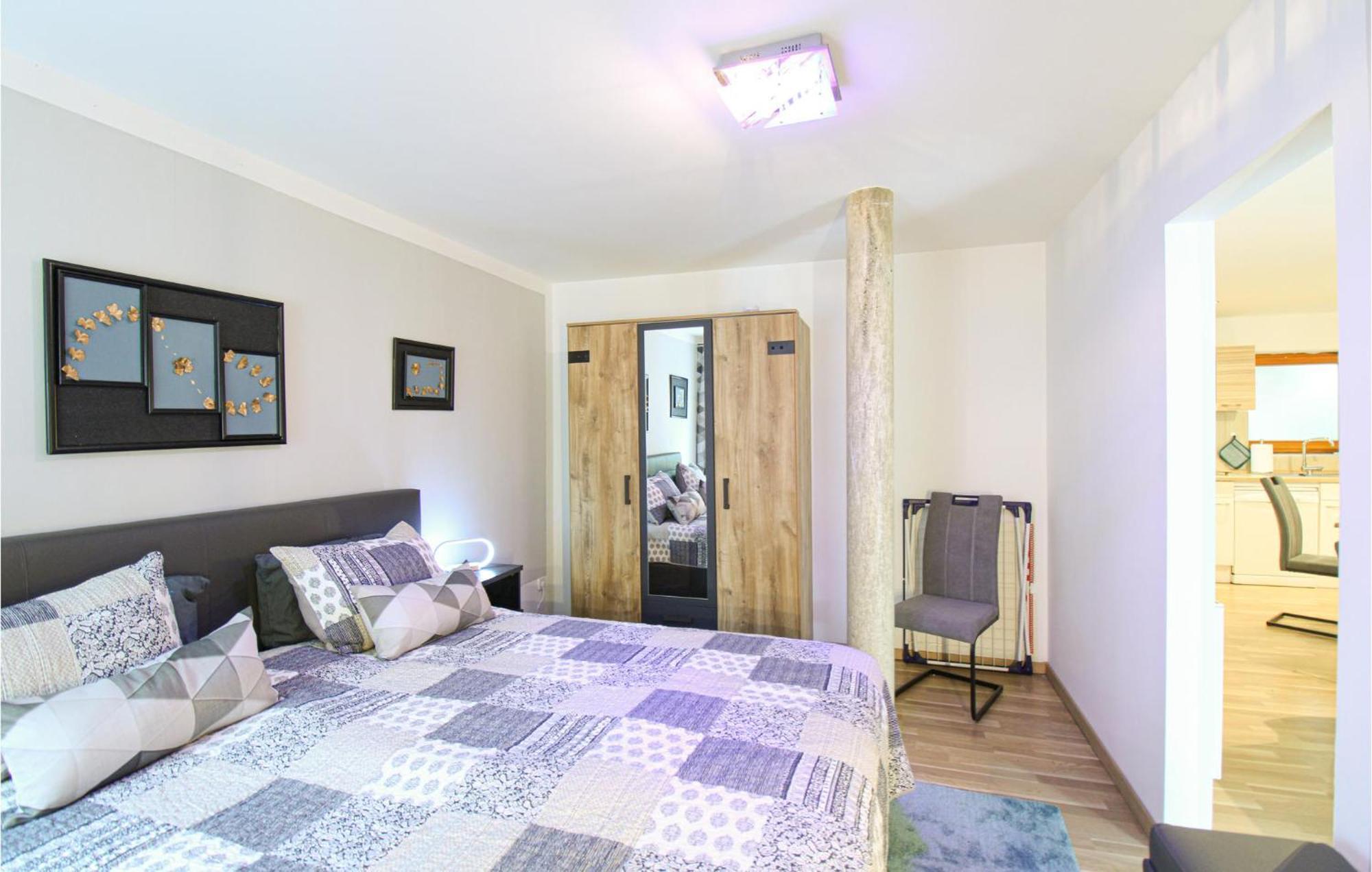 Stunning Apartment In Deggingen With Wifi Bagian luar foto