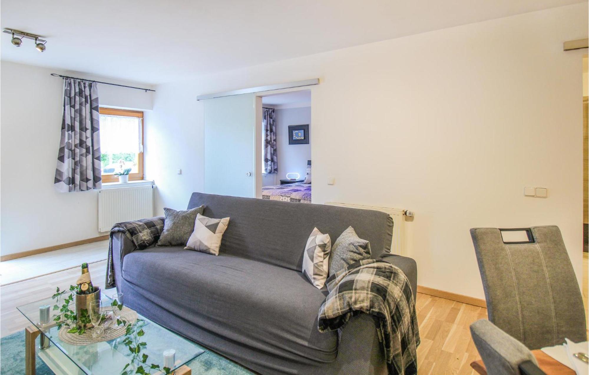 Stunning Apartment In Deggingen With Wifi Bagian luar foto